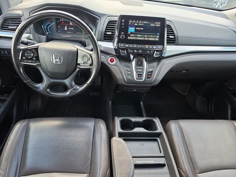 Used 2018 Honda Odyssey EX-L image 9