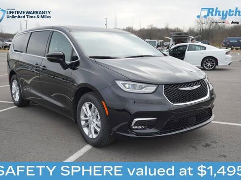 New 2026 Chrysler Pacifica Select FWD image 1