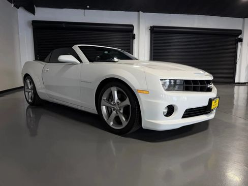 Used 2013 Chevrolet Camaro SS w/ RS Package RWD image 3