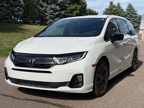 Used 2025 Honda Odyssey Sport-L image 7