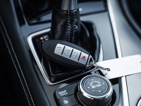 Used 2015 INFINITI Q50 Premium w/ Navigation Package image 82