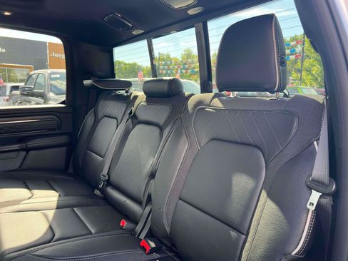 Used 2025 RAM 1500 Limited AWD/4WD image 29