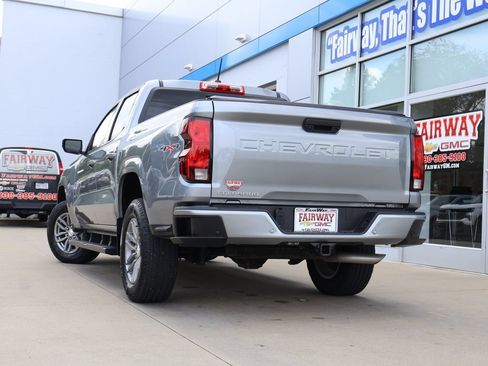 Certified 2025 Chevrolet Colorado LT w/ Advanced Trailering Package AWD/4WD image 38