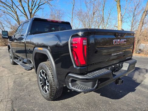 New 2026 GMC Sierra 3500 Denali w/ Denali Reserve Package AWD/4WD image 5