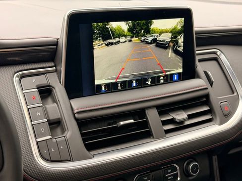 Used 2023 Chevrolet Suburban RST w/ Luxury Package AWD/4WD image 33