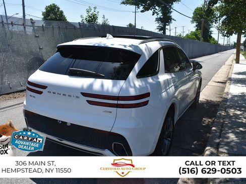 Used 2022 Genesis GV70 2.5T AWD/4WD image 6