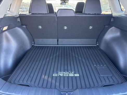 New 2026 Toyota Corolla Cross LE image 4