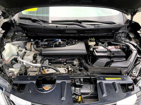 Used 2019 Nissan Rogue SV AWD/4WD image 32