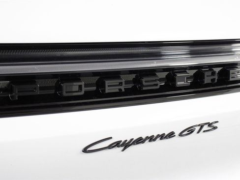 New 2026 Porsche Cayenne GTS image 22