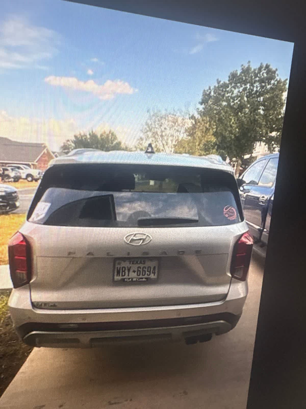 Used 2025 Hyundai Palisade SEL FWD image 3