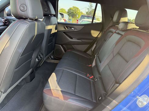 Used 2025 Chevrolet Equinox RS AWD/4WD image 13