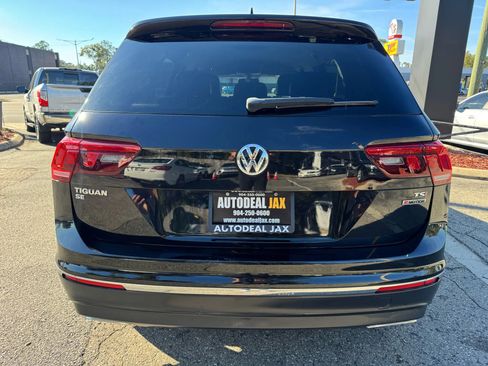 Used 2018 Volkswagen Tiguan SE image 5