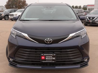 New 2026 Toyota Sienna XLE