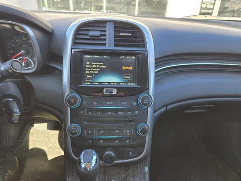 Used 2015 Chevrolet Malibu LT w/ Power Convenience Package image 14