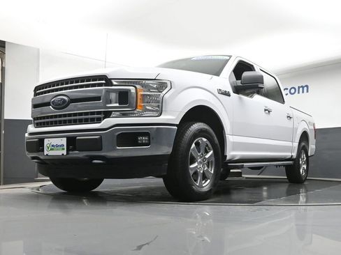 Used 2018 Ford F150 XLT w/ Equipment Group 302A Luxury image 6