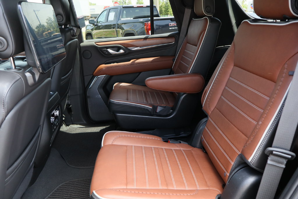 Certified 2023 GMC Yukon Denali Ultimate AWD/4WD image 29