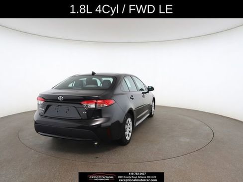 Used 2021 Toyota Corolla LE image 17