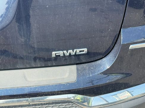 Used 2017 GMC Terrain SLT AWD/4WD image 9