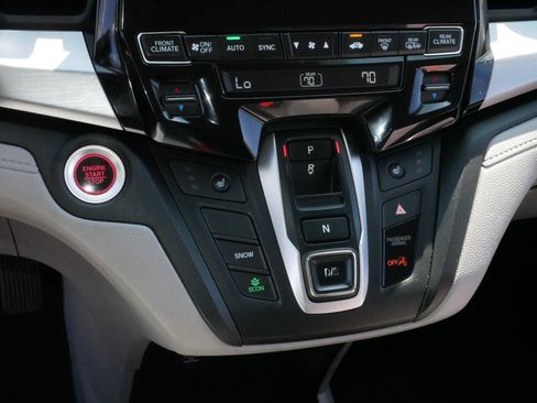 Certified 2018 Honda Odyssey EX image 24