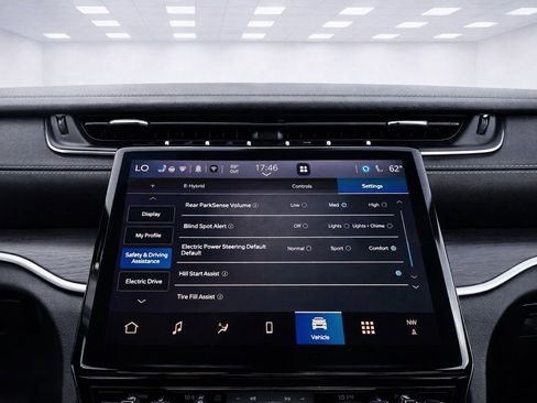 Used 2024 Jeep Grand Cherokee Limited 4xe w/ Luxury Tech Group II image 29