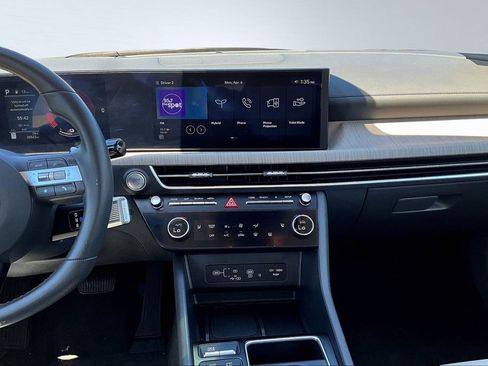 Used 2025 Hyundai Sonata SEL FWD image 10