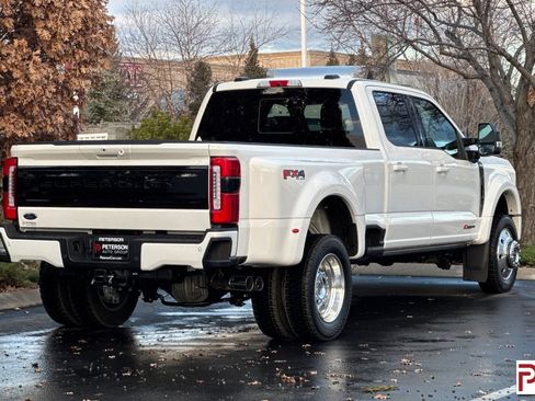 Used 2026 Ford F450 Platinum w/ FX4 Off-Road Package image 4