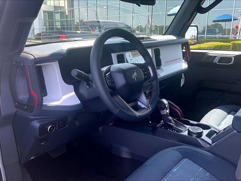 New 2026 Ford Bronco Heritage Edition AWD/4WD image 6