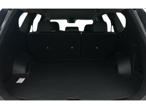 Used 2023 Hyundai Santa Fe SE FWD image 9