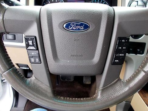 Used 2014 Ford F150 Lariat w/ Equipment Group 502A Luxury image 32