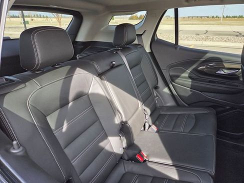 Used 2024 GMC Terrain Denali w/ Denali Premium Package image 45