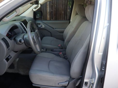 Used 2016 Nissan Frontier S AWD/4WD image 19