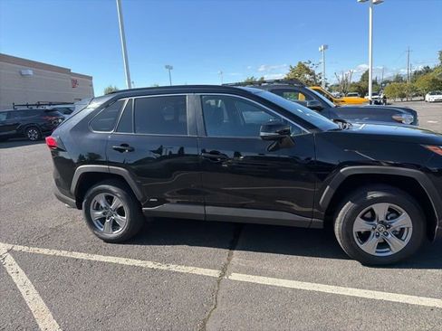 Certified 2024 Toyota RAV4 XLE image 4