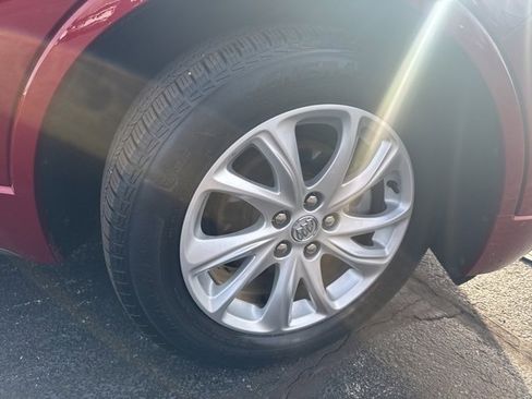 Used 2019 Buick Envision Preferred image 9