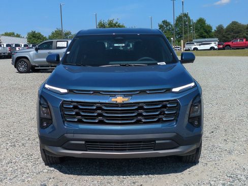 New 2026 Chevrolet Equinox LT w/ Safety and Technology Package FWD image 3