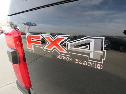 Used 2024 Ford F250 XLT w/ XLT Premium Package image 37