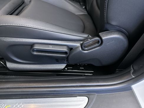 Certified 2024 MINI Cooper SE image 14