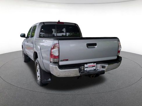 Used 2015 Toyota Tacoma 4x4 Double Cab w/ SR5 Package image 3