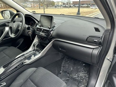 Used 2023 Mitsubishi Eclipse Cross LE image 25