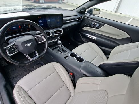 Used 2024 Ford Mustang Premium RWD image 18