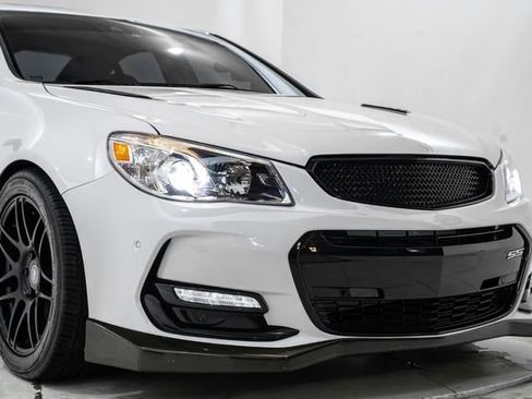 Used 2016 Chevrolet SS RWD image 8