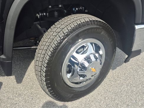 New 2026 Chevrolet Silverado 3500 LTZ w/ LTZ Plus Package AWD/4WD image 3