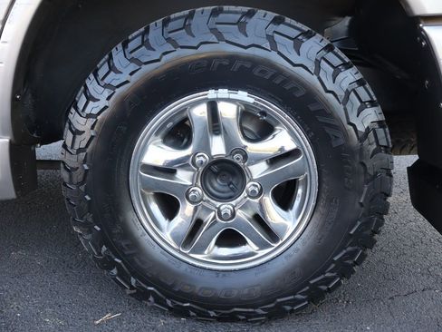 Used 1999 Lexus LX 470 4WD image 43