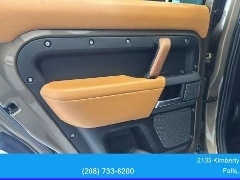 Used 2020 Land Rover Defender 110 X AWD/4WD image 37