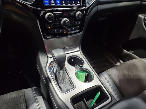 Used 2019 Jeep Grand Cherokee Altitude RWD image 22