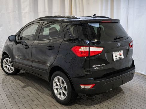 Used 2021 Ford EcoSport SE w/ SE Convenience Package image 3