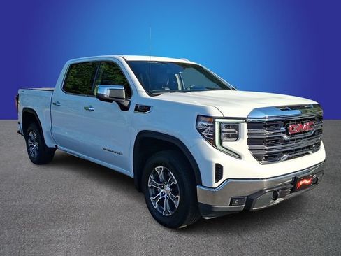 Used 2025 GMC Sierra 1500 SLT AWD/4WD image 3