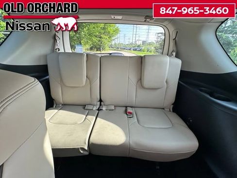 Used 2023 Nissan Armada SL w/ Captain's Chairs Package AWD/4WD image 12