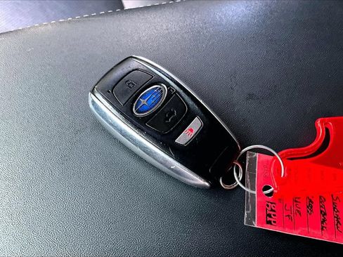 Used 2018 Subaru Outback 2.5i Limited AWD/4WD image 36