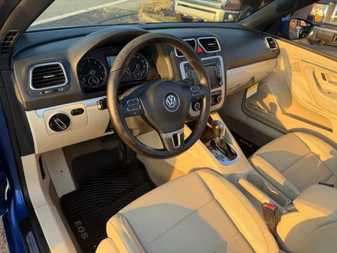 Used 2012 Volkswagen Eos Komfort image 13