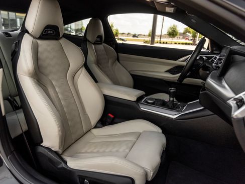 Used 2025 BMW M4 Coupe w/ Executive Package RWD image 37